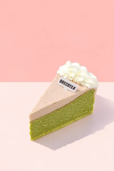 Strawberry Pistachio Basque Cheesecake