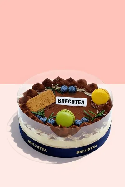 Tiramisu Cake 8″